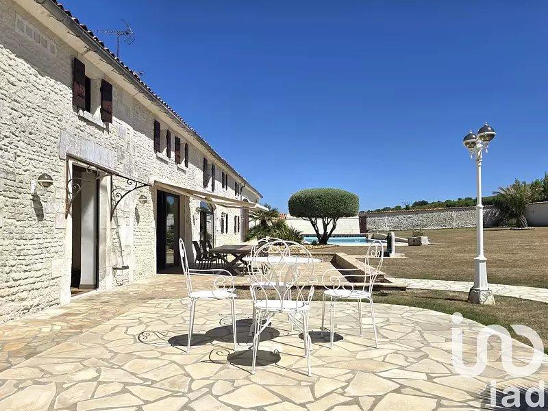 Maison, 382 m²