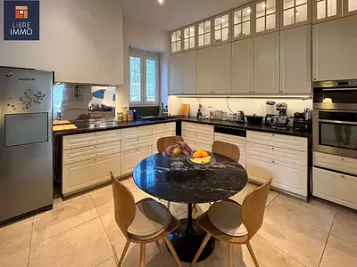 Maison, 275 m²
