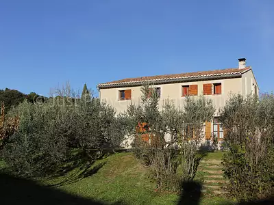 Maison, 250 m²