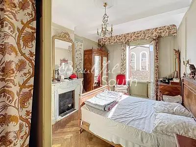Maison, 359 m²