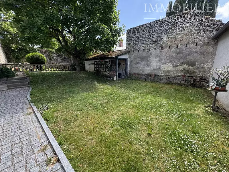 Maison, 250 m²