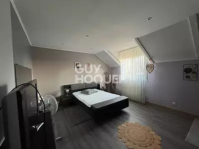Maison, 225 m²