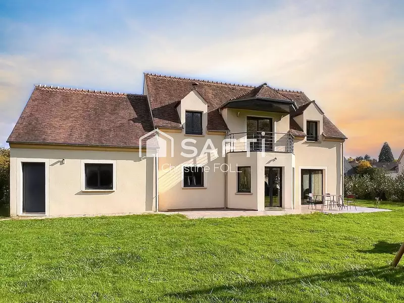 Maison, 167 m²