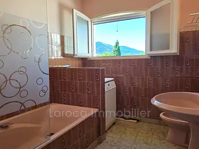Maison, 132 m²