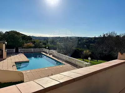 Maison, 307 m²