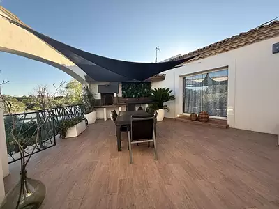Maison, 335 m²
