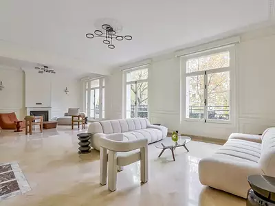 Appartement, 350 m²