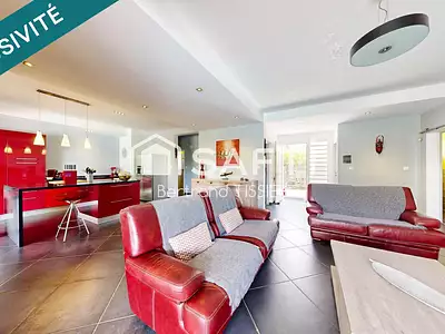 Maison, 240 m²