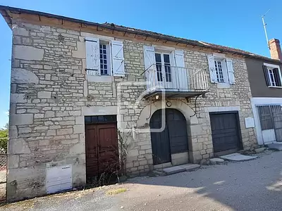 Maison, 220 m²