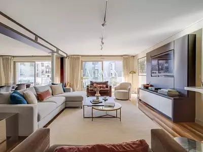 Appartement, 260,06 m²