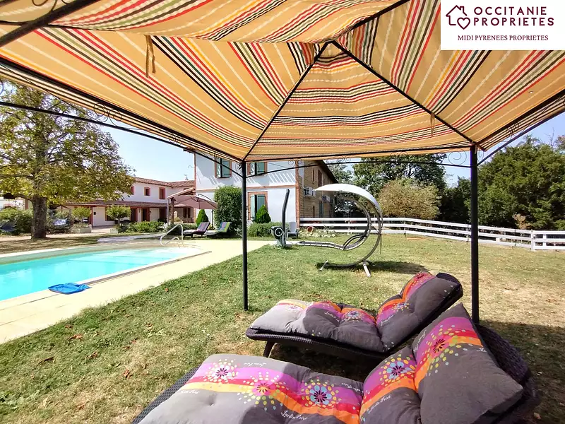 Maison, 730 m²