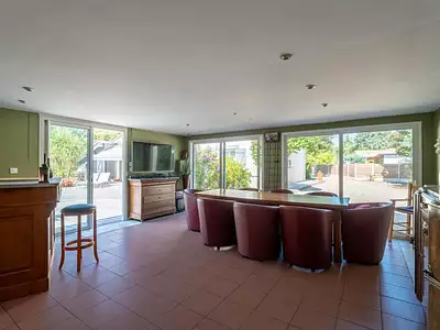 Maison, 231 m²