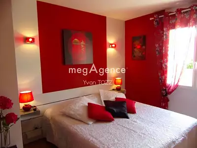 Maison, 330 m²