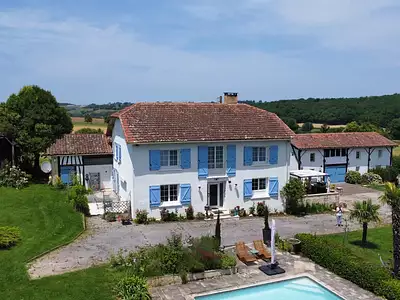 Maison, 325 m²