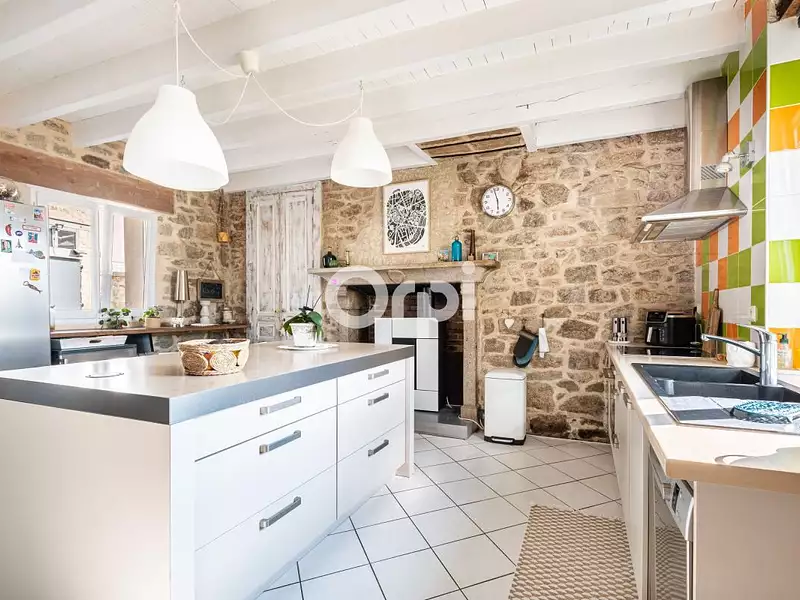 Maison, 180 m²