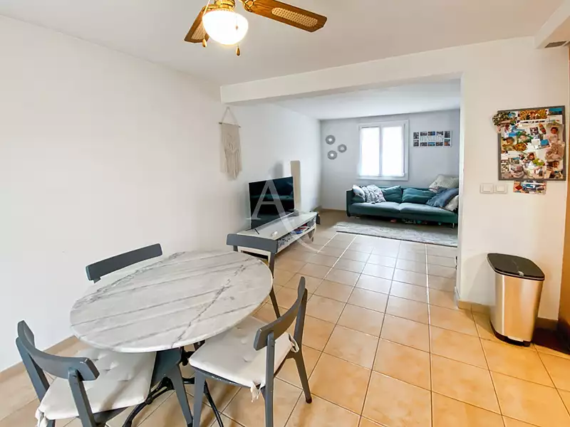 Maison, 75 m²