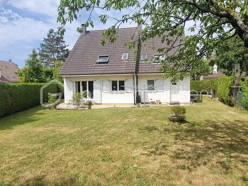 Maison, 151 m²