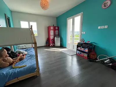 Maison, 225 m²
