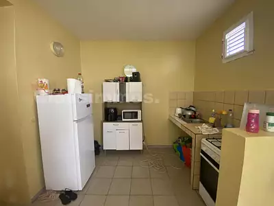 Immeuble, 220 m²