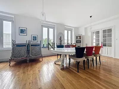 Immeuble, 681,57 m²