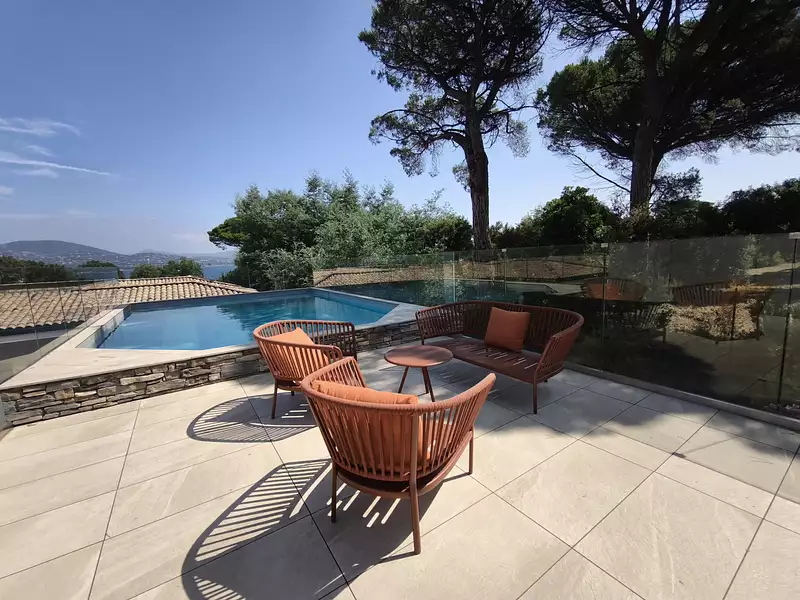 Maison, 250,6 m²