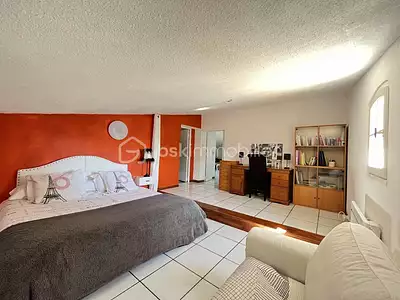 Maison, 277 m²