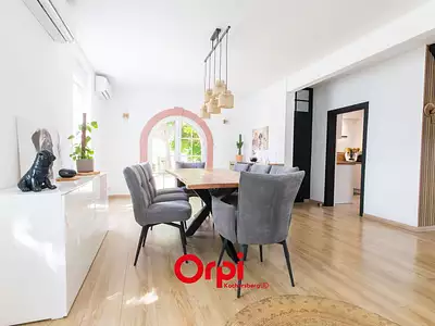 Maison, 147 m²