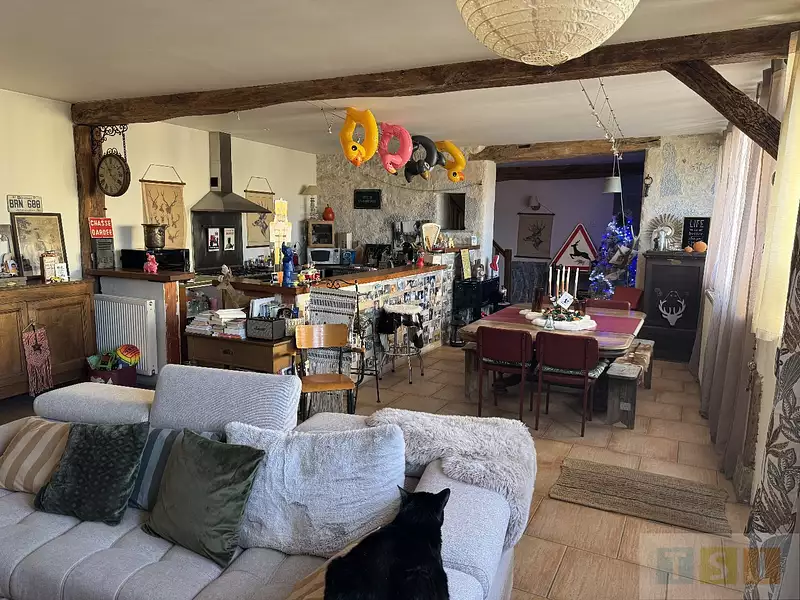 Maison, 200 m²