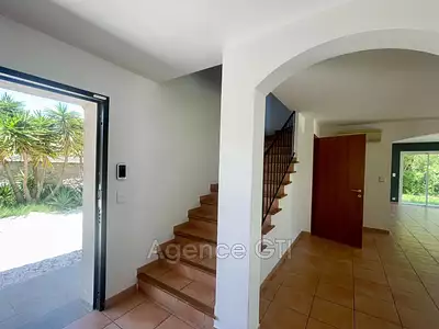 Maison, 176,94 m²
