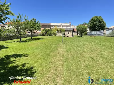 Immeuble, 242 m²