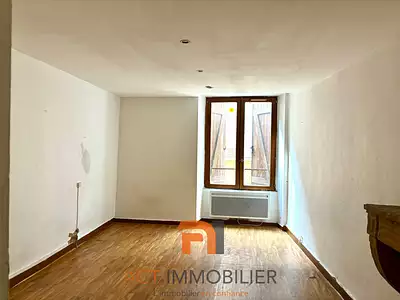 Immeuble, 270 m²