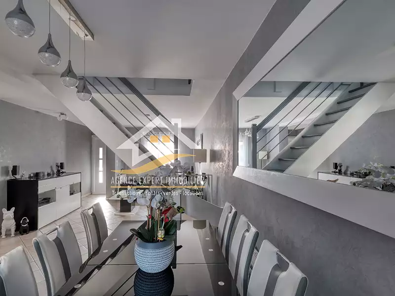 Maison, 130 m²