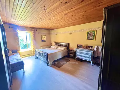 Maison, 198 m²