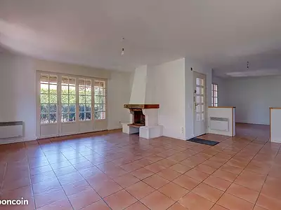 Maison, 165 m²