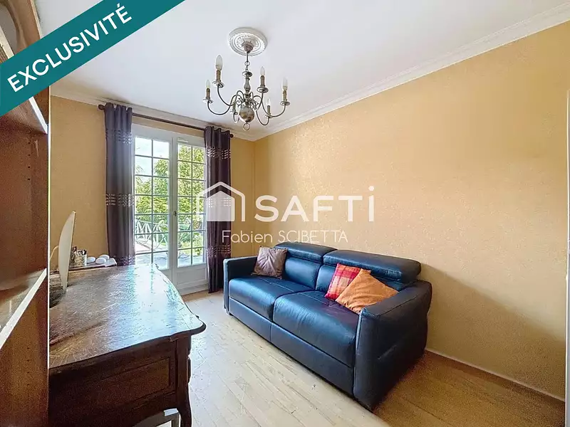 Maison, 200 m²
