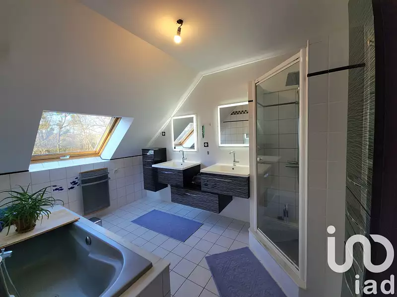 Maison, 194 m²