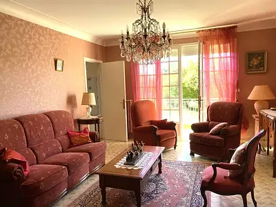 Maison, 240 m²