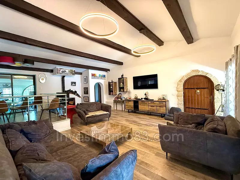 Maison, 250 m²