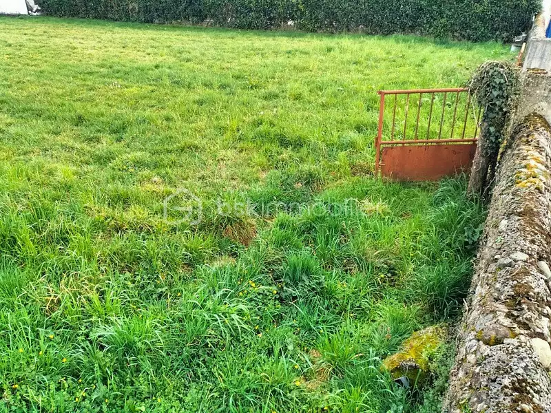 Terrain, 908 m²
