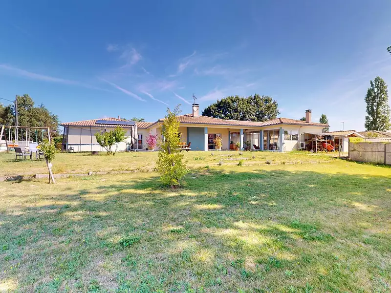 Maison, 268 m²
