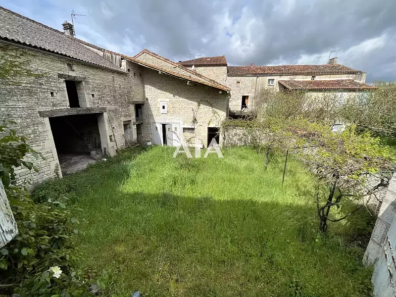 Maison, 180 m²
