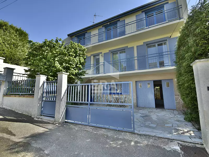 Maison, 200 m²