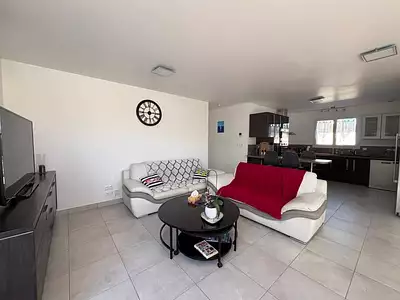 Maison, 94 m²