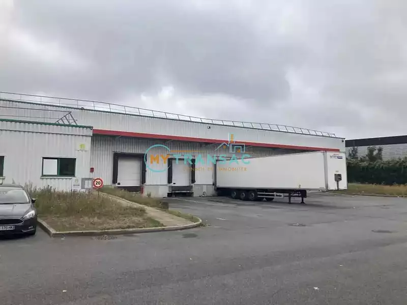 Divers, 2 800 m²