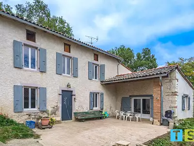 Maison, 161 m²