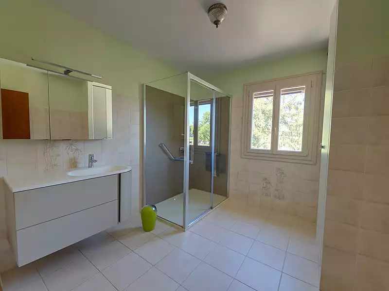 Maison, 190 m²