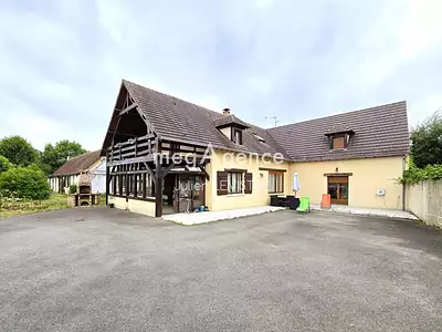 Maison, 210 m²