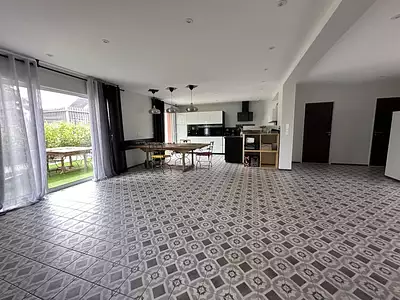 Maison, 208 m²