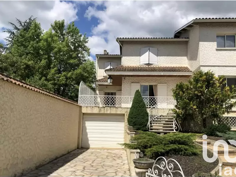 Maison, 222 m²