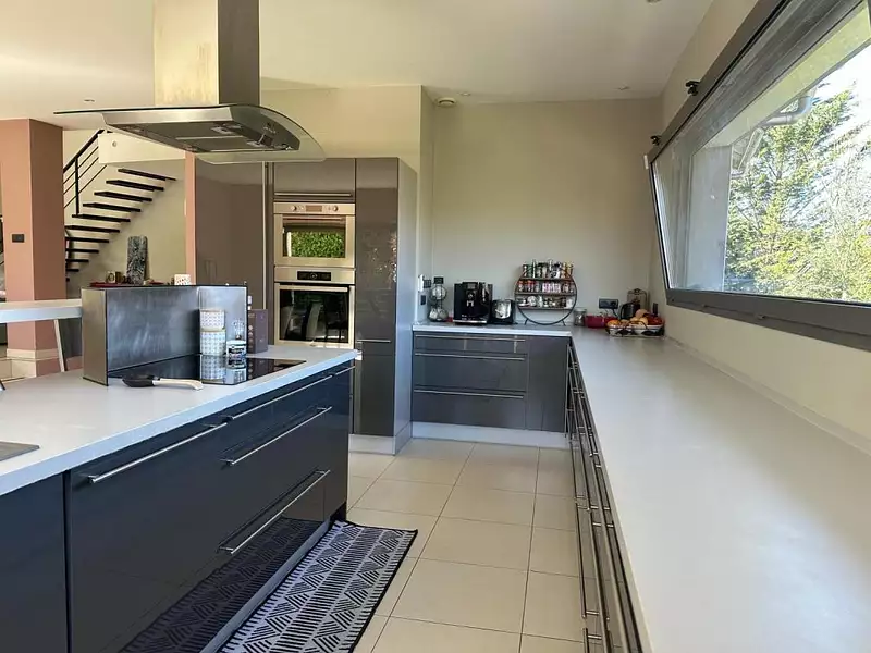 Maison, 187 m²